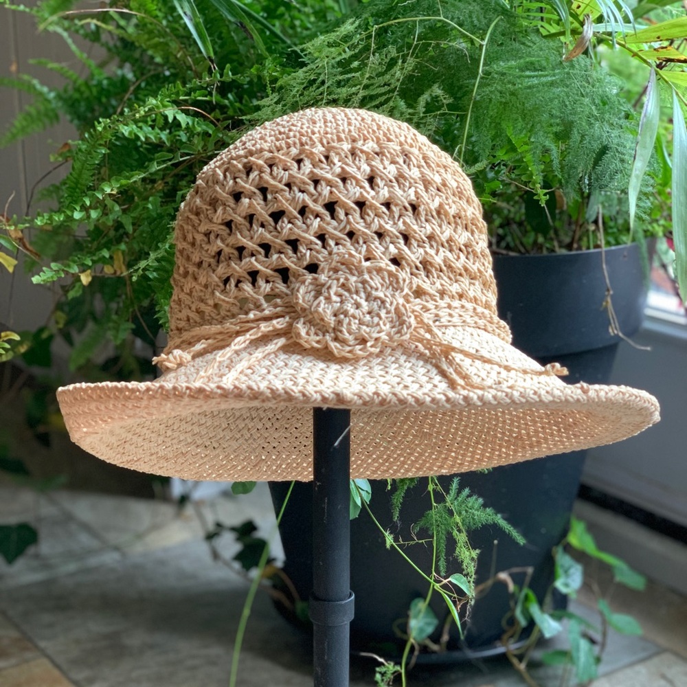 CRUSHABLE STRAW SUN HAT | Cute Sun Hat With Woven Floral Trim